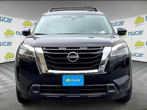 2022 Nissan Pathfinder SV 4WD