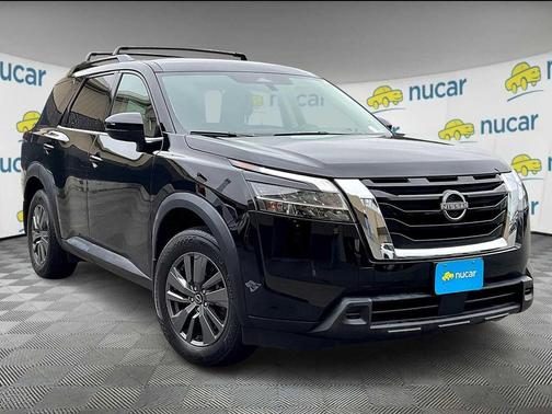 2022 Nissan Pathfinder SV 4WD