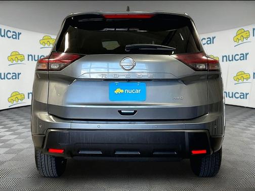 Gun Metallic 2024 Nissan Rogue S