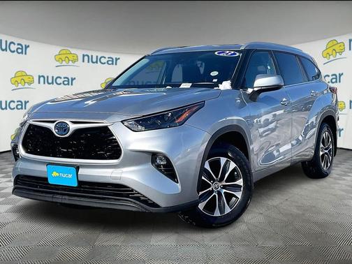 2023 Toyota Highlander Hybrid XLE
