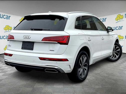 2022 Audi Q5 45 S line Premium Plus