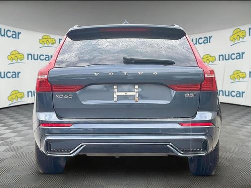 Denim Blue Metallic 2024 Volvo XC60 B5 Plus Dark Theme