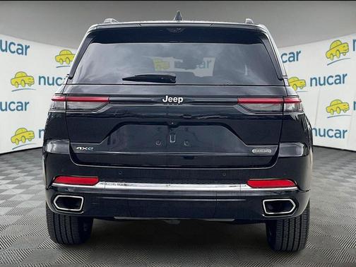 Diamond Black Crystal Pearlcoat 2023 Jeep Grand Cherokee 4xe Overland