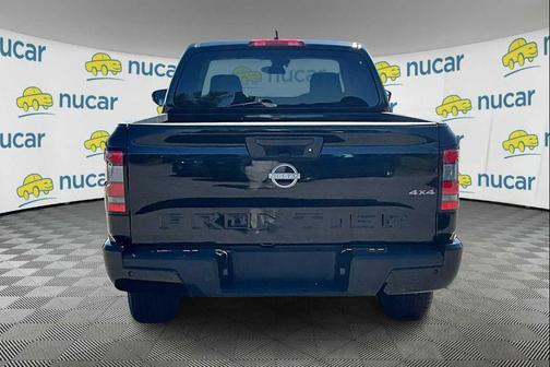 2025 Nissan Frontier SV