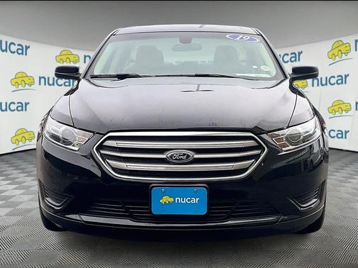 2019 Ford Taurus SE