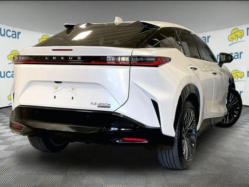 Eminent White Pearl 2023 Lexus RZ 450e Luxury