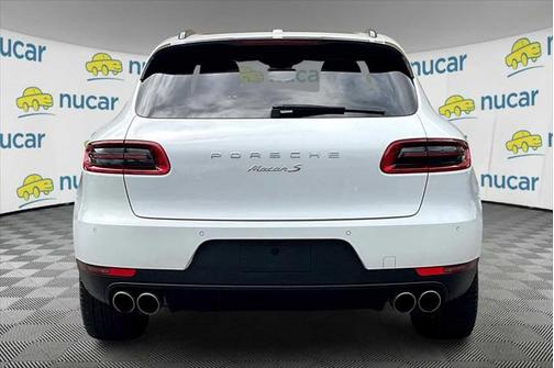 2017 Porsche Macan Base