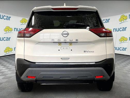 Pearl White Tricoat 2023 Nissan Rogue SV