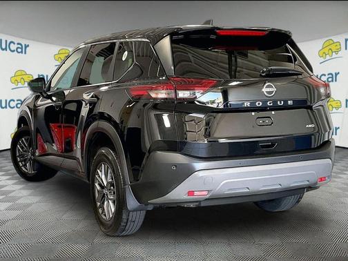 Super Black 2023 Nissan Rogue S