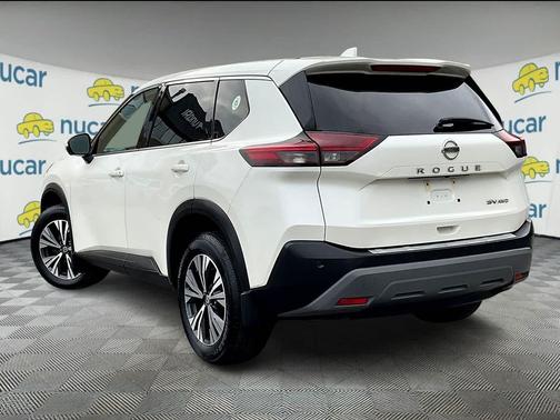 2021 Nissan Rogue SV