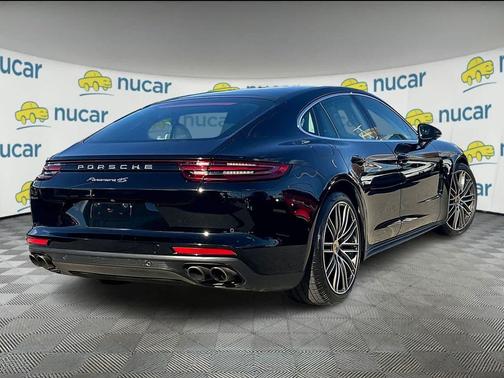 2018 Porsche Panamera 4S