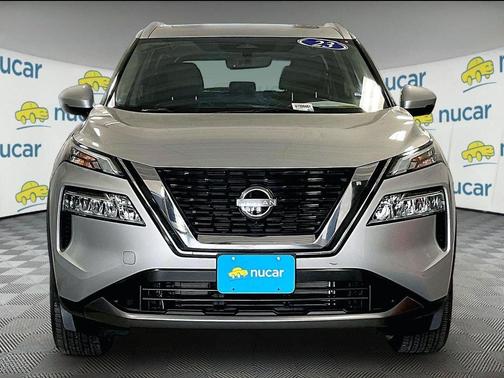 Brilliant Silver Metallic 2023 Nissan Rogue SL