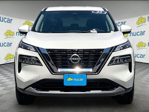 Pearl White Tricoat 2023 Nissan Rogue SV