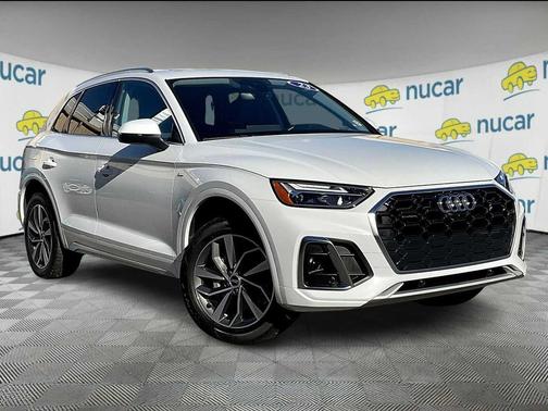 2023 Audi Q5 45 S line Premium Plus