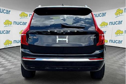 2024 Volvo XC90 B5 Plus Bright Theme