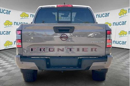 2022 Nissan Frontier PRO-4X