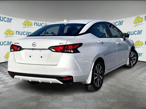 2024 Nissan Versa 1.6 SV