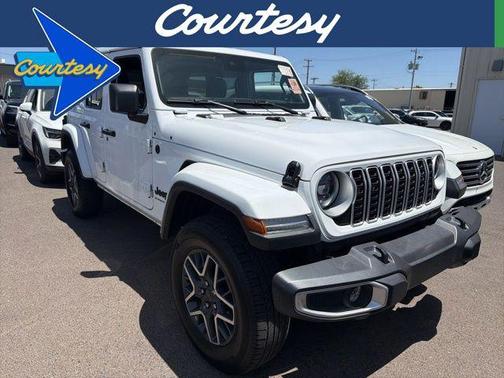 Bright White Clearcoat 2025 Jeep Wrangler 4-Door Sahara 4x4