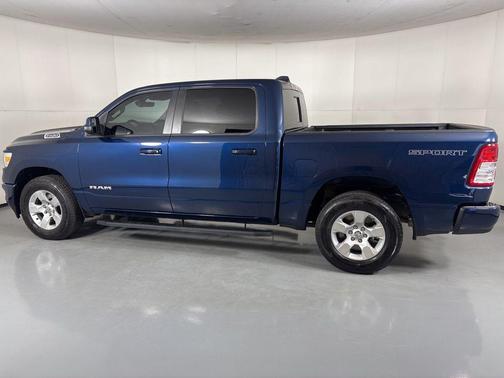 Patriot Blue Pearlcoat 2023 RAM 1500 Big Horn/Lone Star