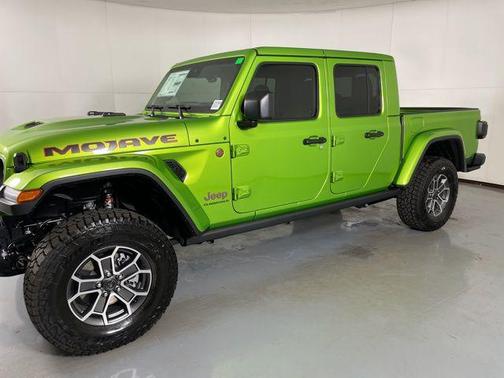 2025 Jeep Gladiator Mojave X
