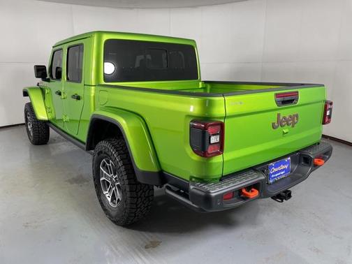 2025 Jeep Gladiator Mojave X