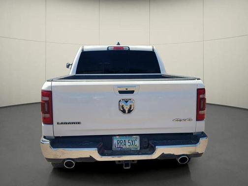 Bright White Clearcoat 2021 RAM 1500 Laramie