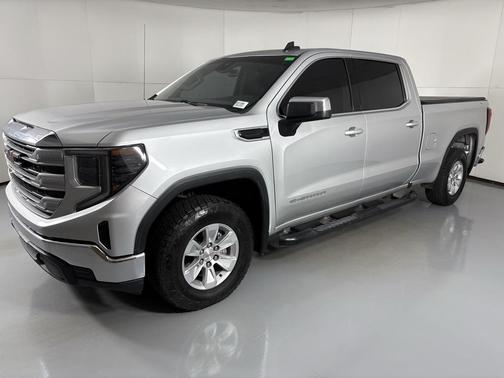 2022 GMC Sierra 1500 SLE