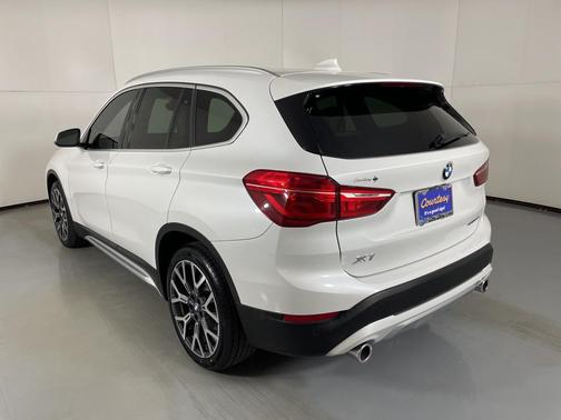 2021 BMW X1 sDrive28i