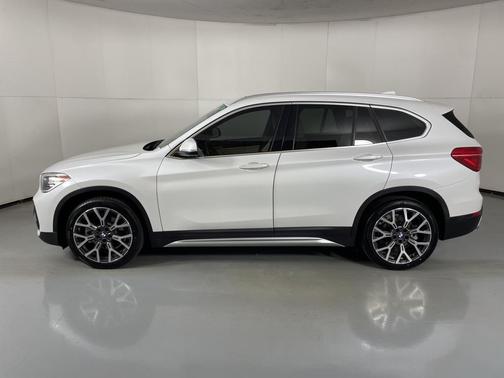 2021 BMW X1 sDrive28i