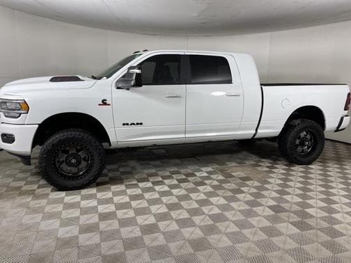2024 RAM 2500 Laramie Crew Cab 4x4 6'4' Box