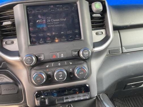 2019 RAM 2500 Big Horn Crew Cab 4x4 8' Box