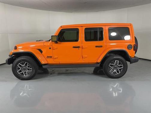 2025 Jeep Wrangler 4-Door Sahara 4x4