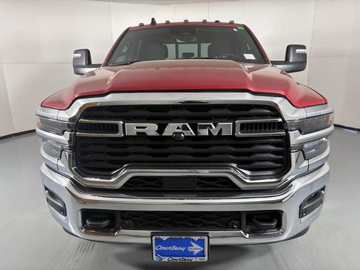 2025 RAM 2500 Big Horn Crew Cab 4x4 6'4' Box