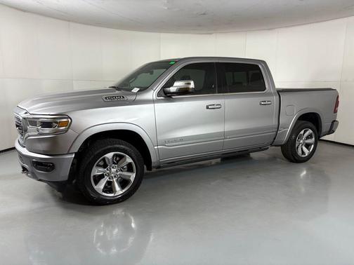Billet Silver Metallic Clearcoat 2022 RAM 1500 Limited