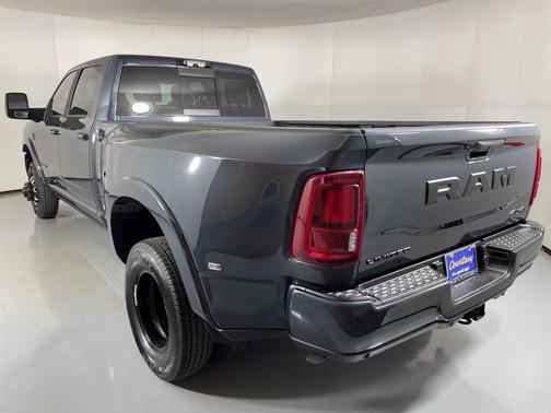2026 RAM 3500 Limited