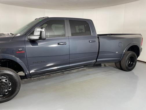 2026 RAM 3500 Limited