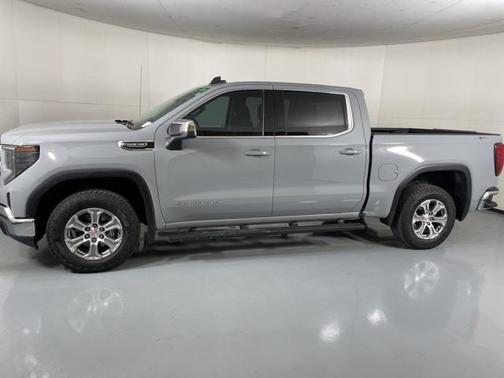 2024 GMC Sierra 1500 SLE