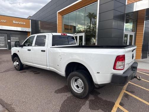 2024 RAM 3500 Tradesman Crew Cab 4x4 8' Box
