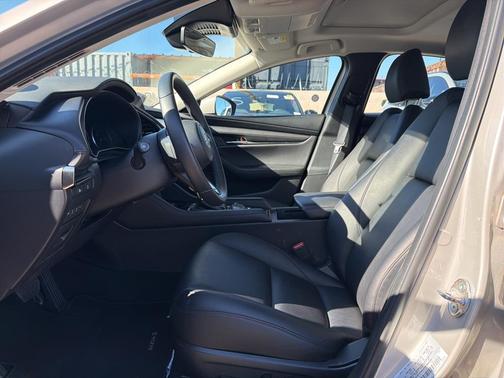 2025 Mazda Mazda3 FWD w/Preferred Package