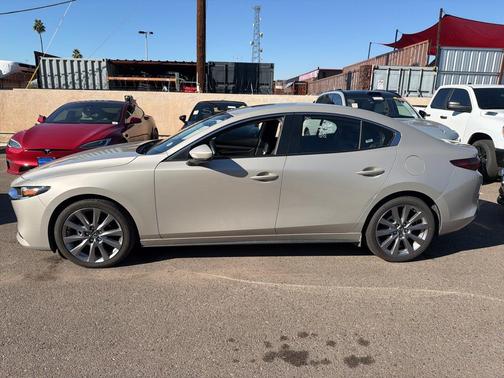 2025 Mazda Mazda3 FWD w/Preferred Package