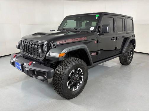 Black Clearcoat 2026 Jeep Wrangler Rubicon