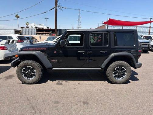 Black Clearcoat 2026 Jeep Wrangler Rubicon
