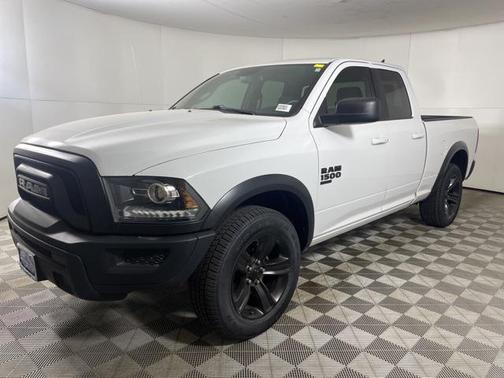 2022 RAM 1500 Classic Warlock Quad Cab 4x4 6'4' Box