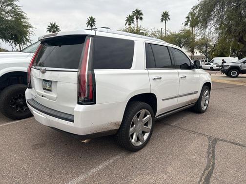 2017 Cadillac Escalade Premium Luxury