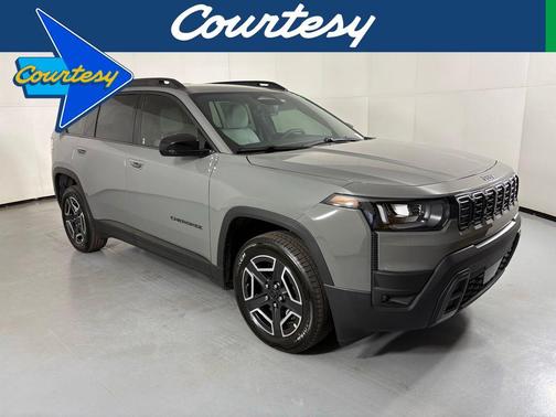 2026 Jeep Cherokee Laredo 4x4