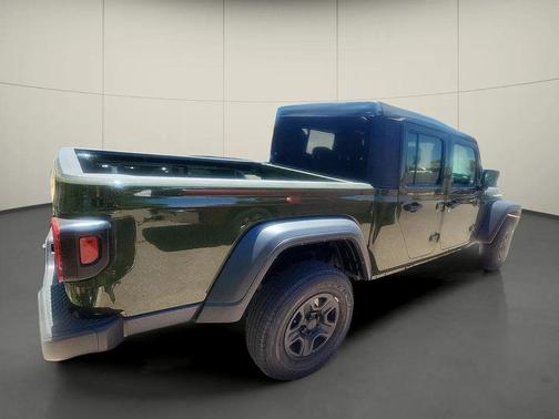 Sarge Green Clearcoat 2022 Jeep Gladiator Sport