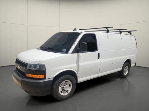 Summit White 2022 Chevrolet Express 2500 Work Van