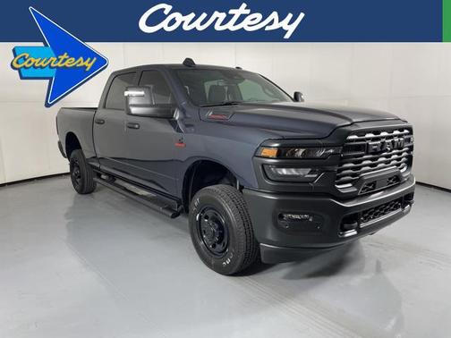 2025 RAM 2500 Tradesman Crew Cab 4x4 6'4' Box