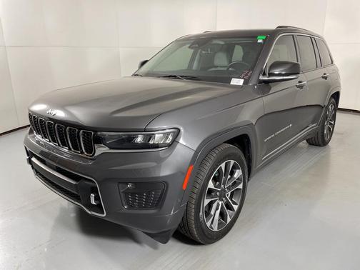 2022 Jeep Grand Cherokee Overland