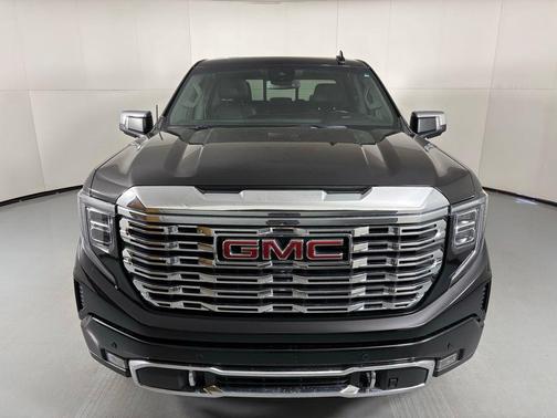 Onyx Black 2023 GMC Sierra 1500 Denali